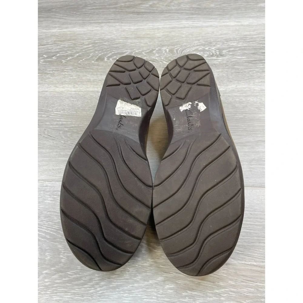 Clarks Carleigh Lulin Women's 10 Brown Loafer Nubuck Shoes‎ Comfort Chic Slip-On